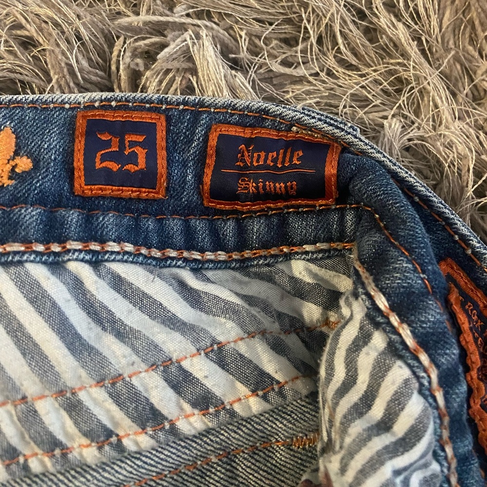 Rock Revival “Noelle” Distressed Skinny jeans sz 25